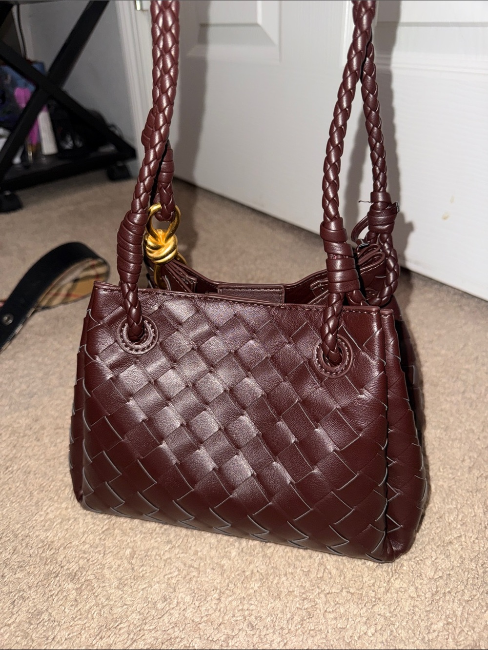 Bottega Veneta Woven Shoulder Bag in Deep Wine with Gold Accent - Picture 4 of 8